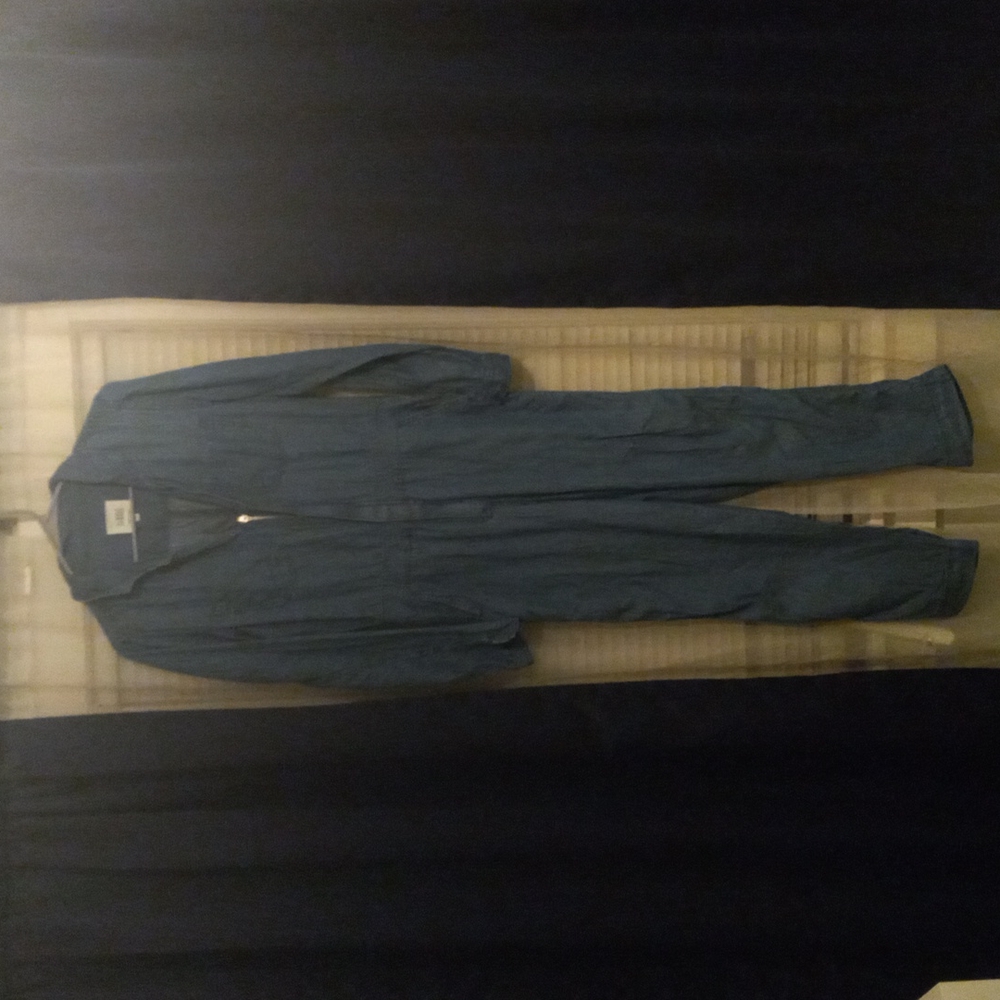 Woman's jumper size small